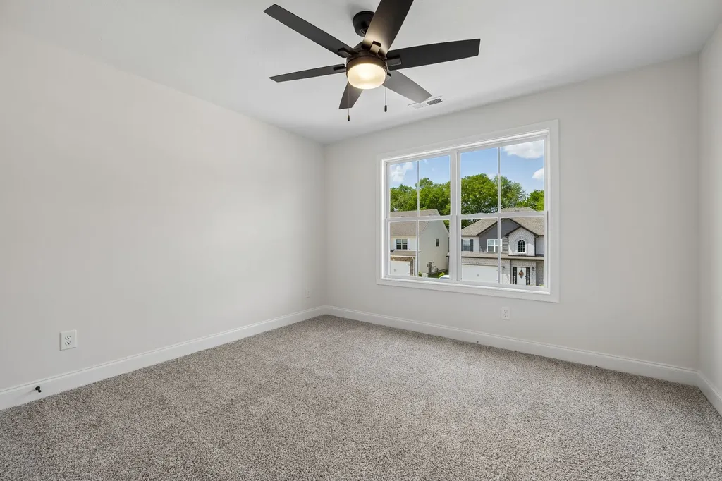 603 Summerfield Clarksville TN 37040