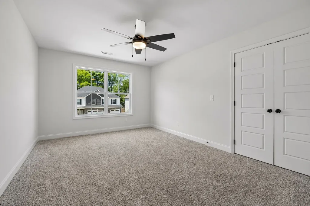 603 Summerfield Clarksville TN 37040