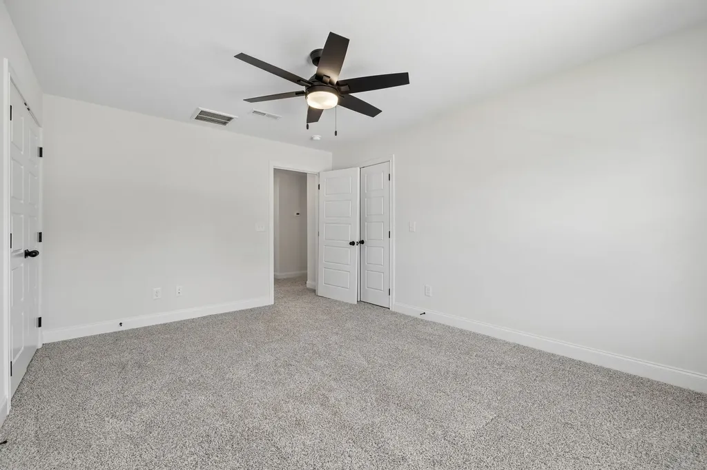 603 Summerfield Clarksville TN 37040