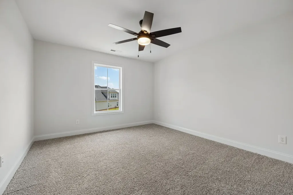 603 Summerfield Clarksville TN 37040