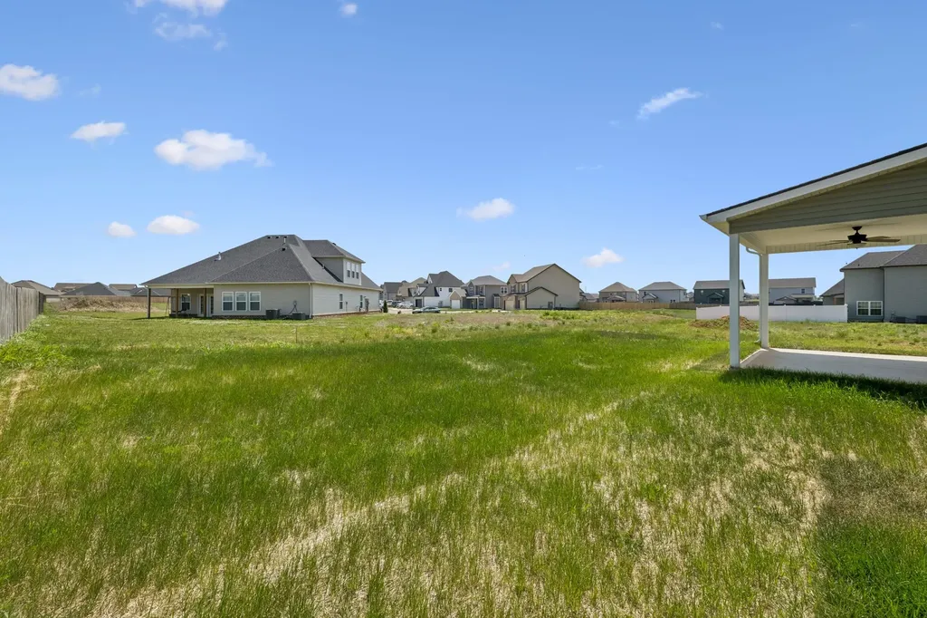 603 Summerfield Clarksville TN 37040
