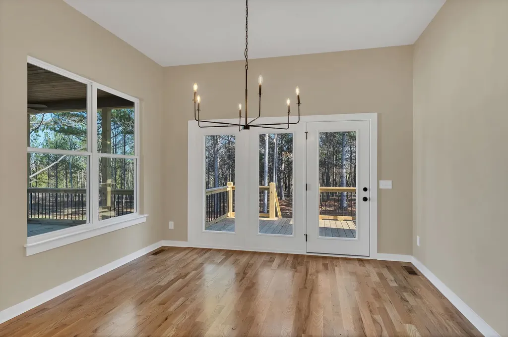 211 Beechwood Court, W Pegram TN 37143