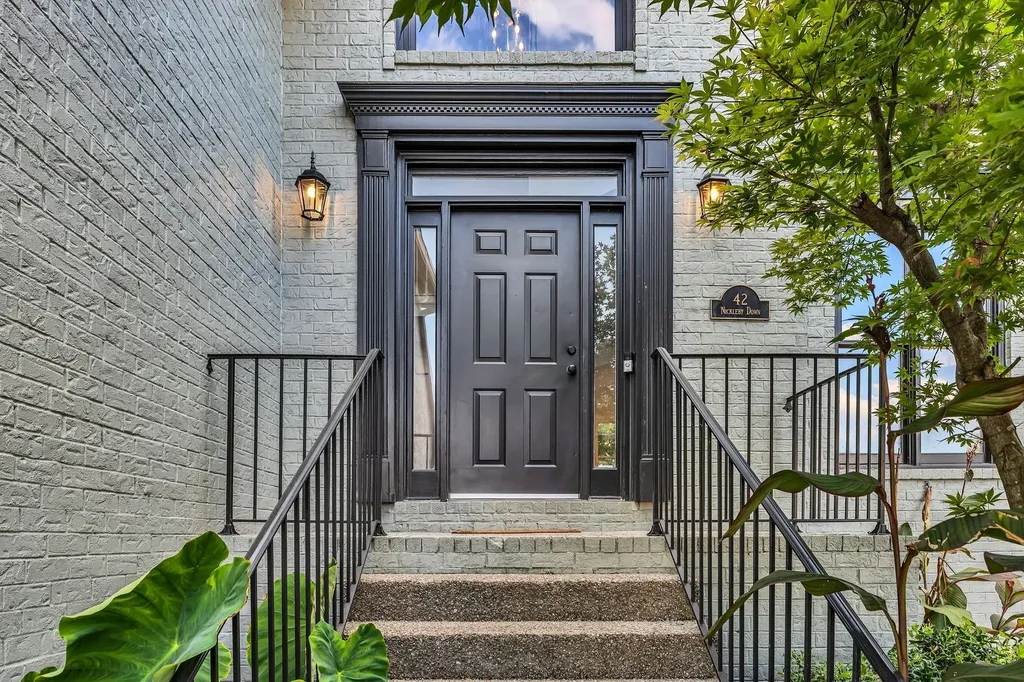 42 Nickleby Down Brentwood TN 37027