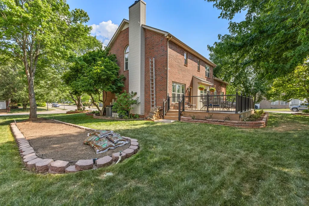 318 Logans Circle Franklin TN 37067
