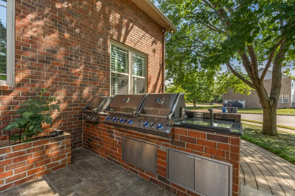 318 Logans Circle Franklin TN 37067