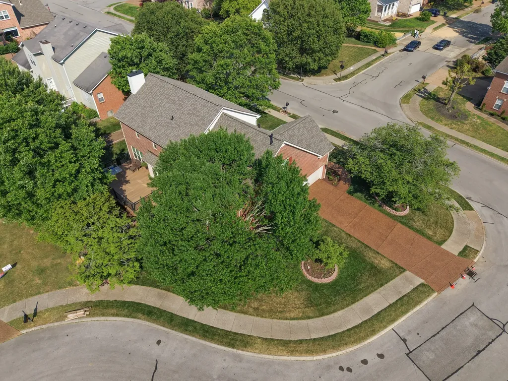 318 Logans Circle Franklin TN 37067