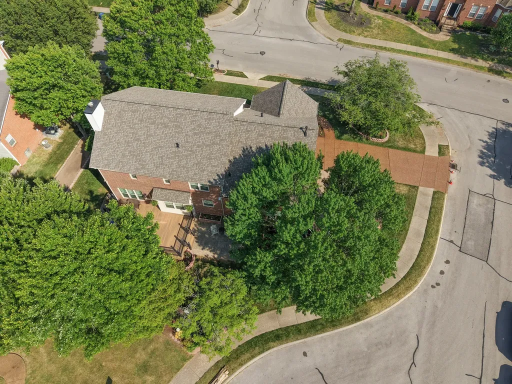 318 Logans Circle Franklin TN 37067