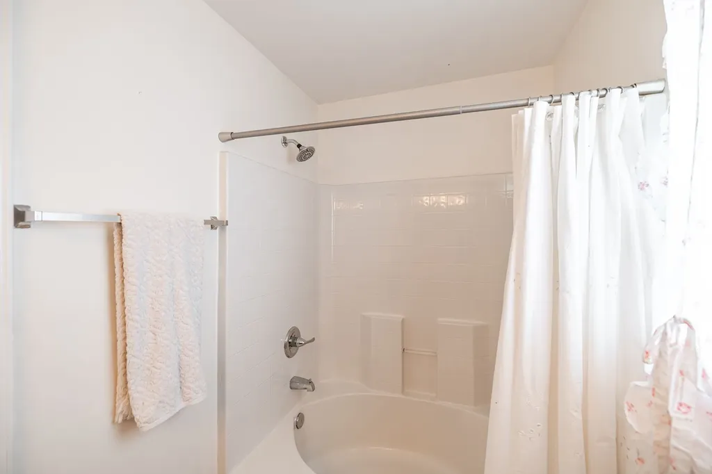 95 Plumlee Drive Hendersonville TN 37075