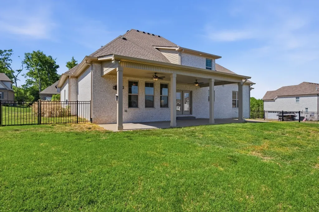 117 Scarsdale Dr, S Hendersonville TN 37075