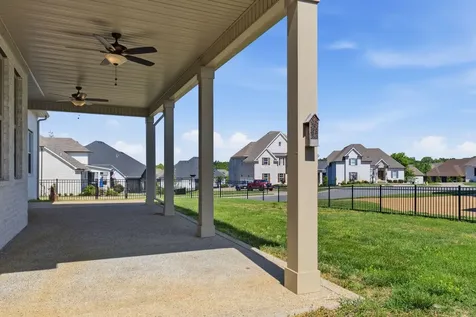 117 Scarsdale Dr, S Hendersonville TN 37075