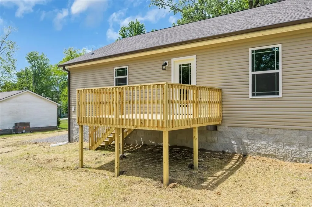 314 Spring Street Wartrace TN 37183