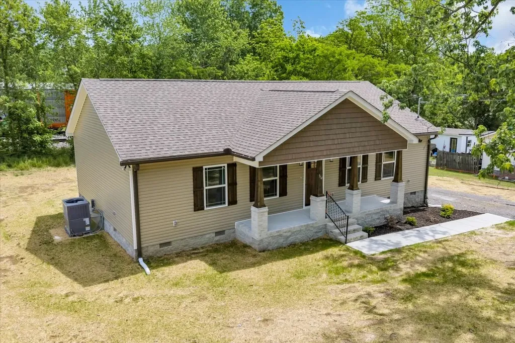 314 Spring Street Wartrace TN 37183