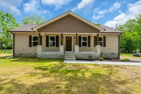 314 Spring Street Wartrace TN 37183
