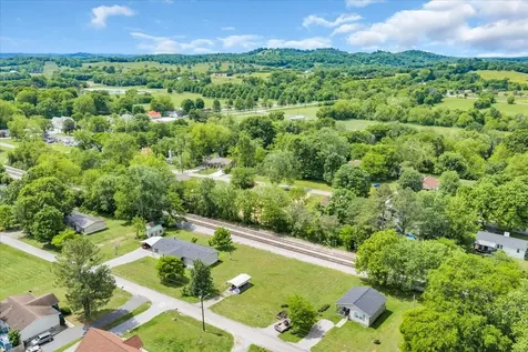 314 Spring Street Wartrace TN 37183