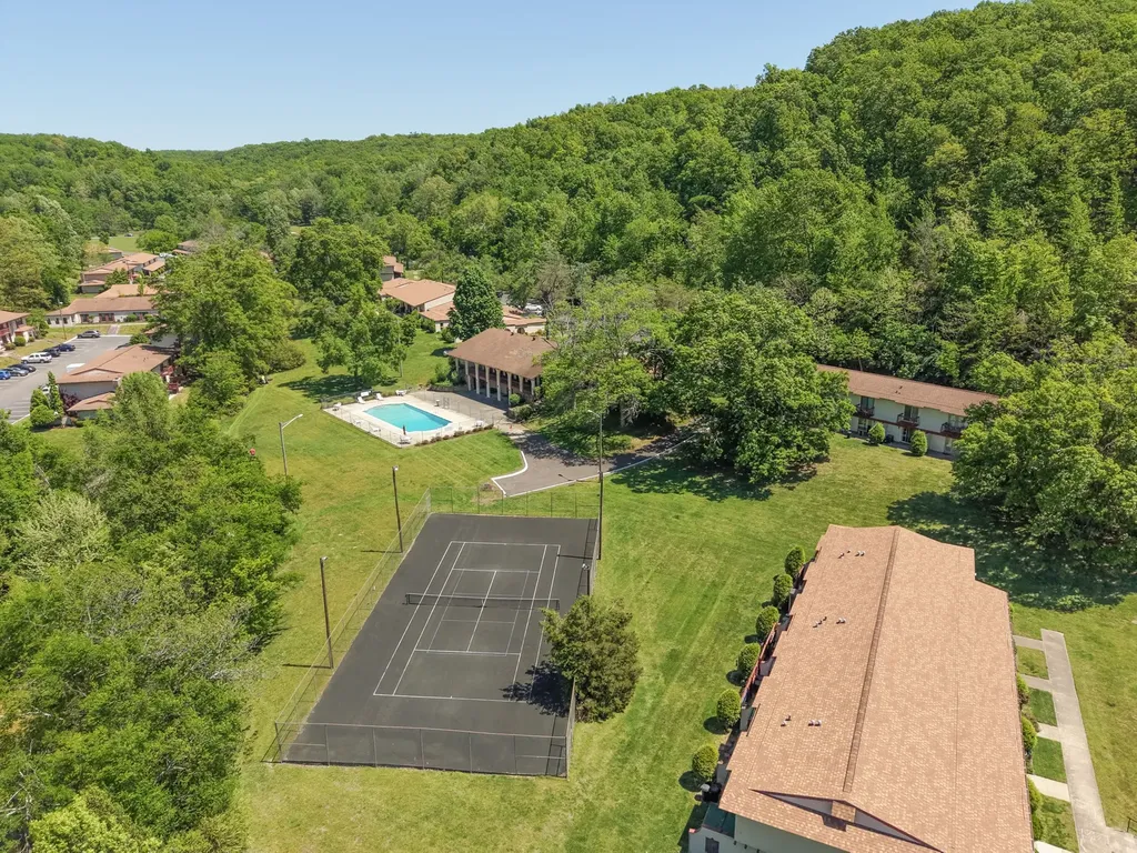 214 Old Hickory Boulevard Nashville TN 37221