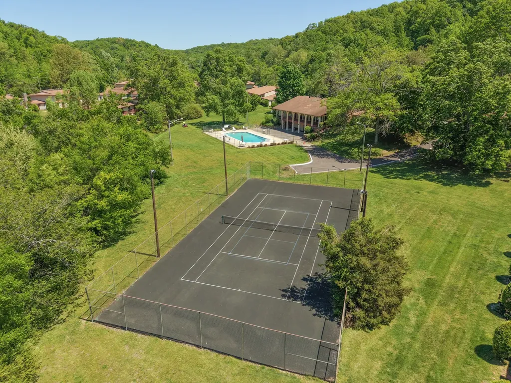 214 Old Hickory Boulevard Nashville TN 37221
