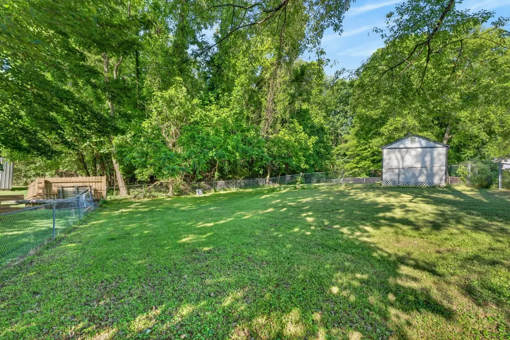 356 Erie Drive Clarksville TN 37040