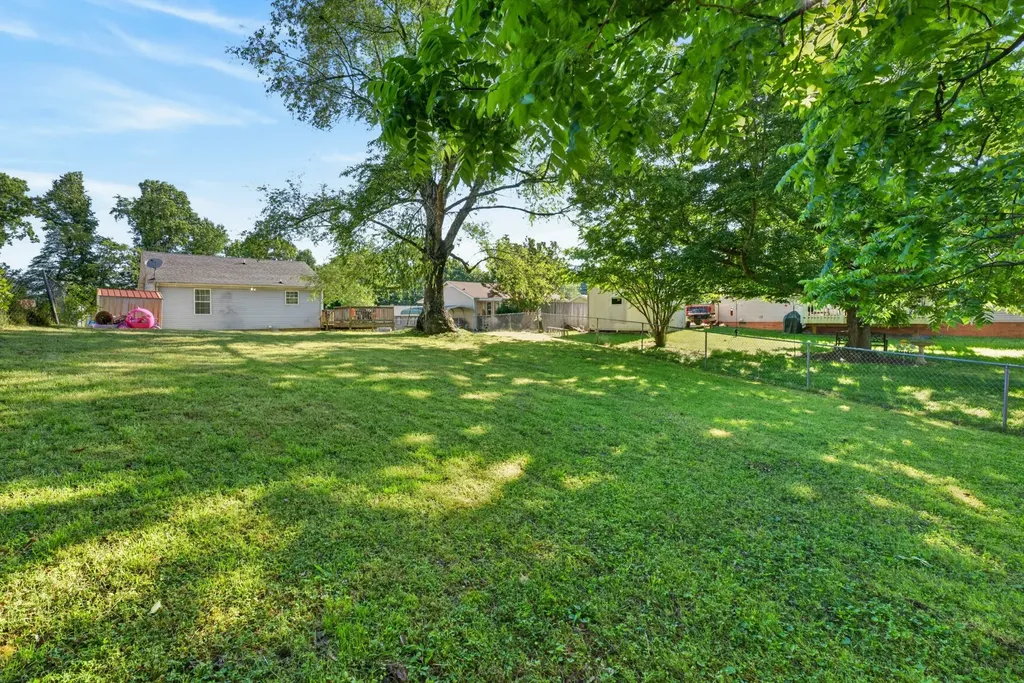 356 Erie Drive Clarksville TN 37040