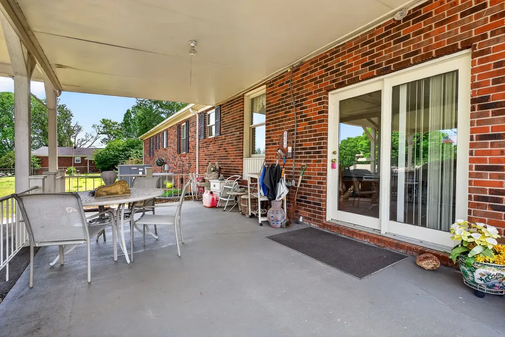 44 Barbara Circle Mcminnville TN 37110