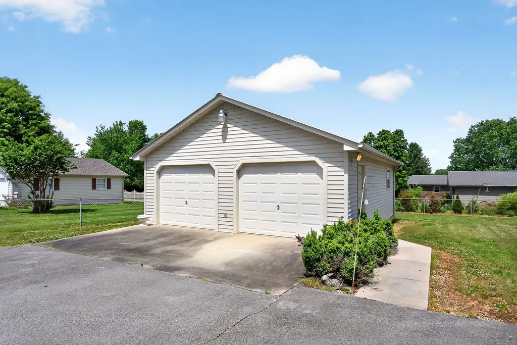 44 Barbara Circle Mcminnville TN 37110