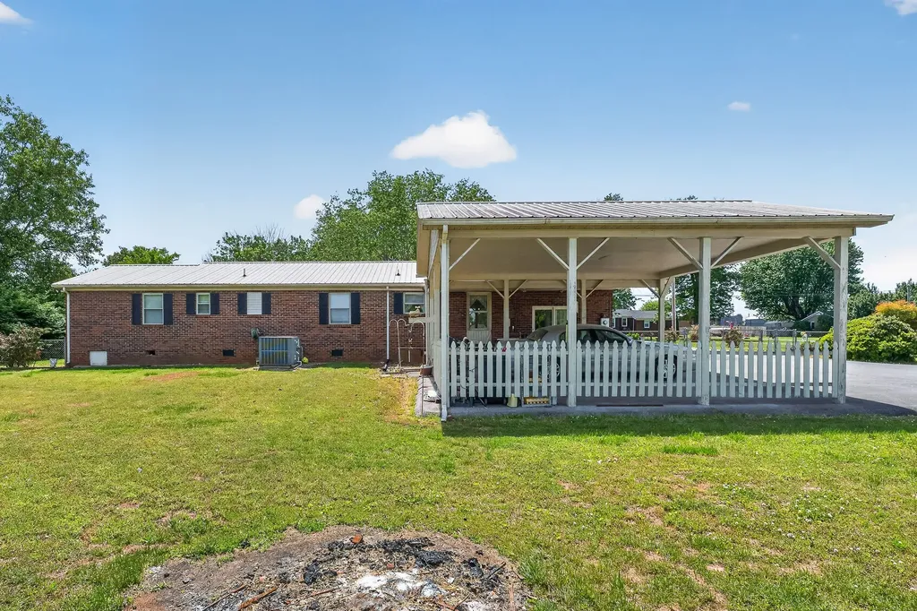 44 Barbara Circle Mcminnville TN 37110