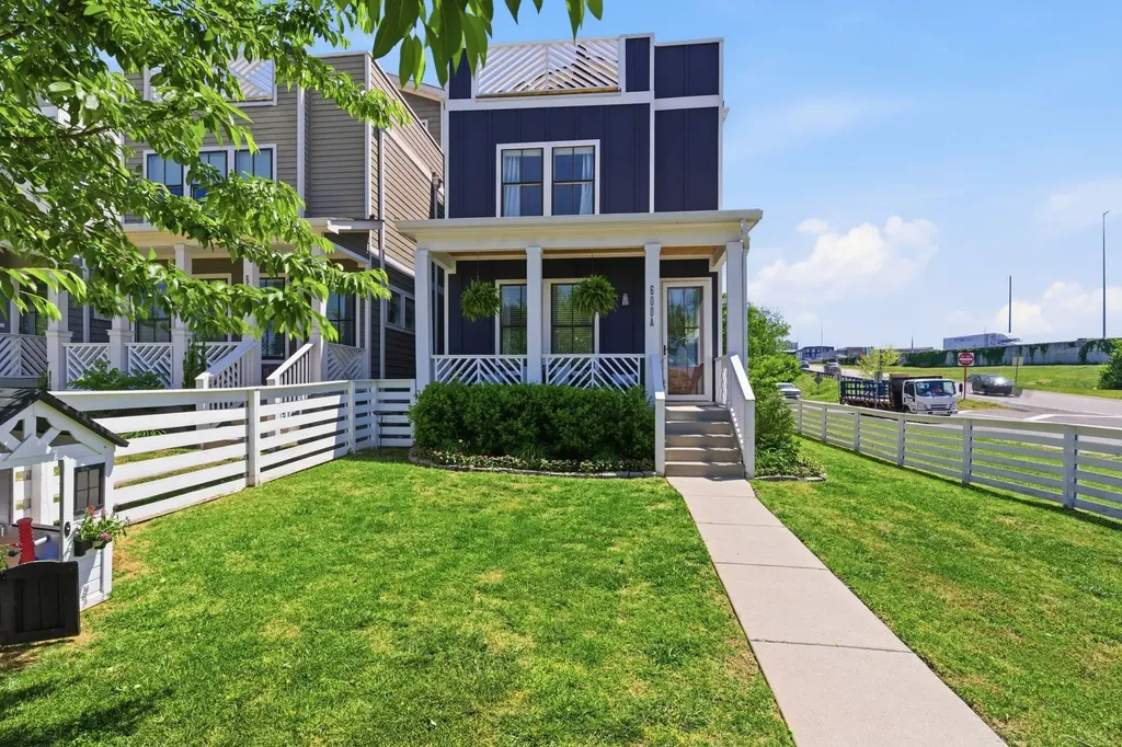 600A 45th Ave, N Nashville TN 37209