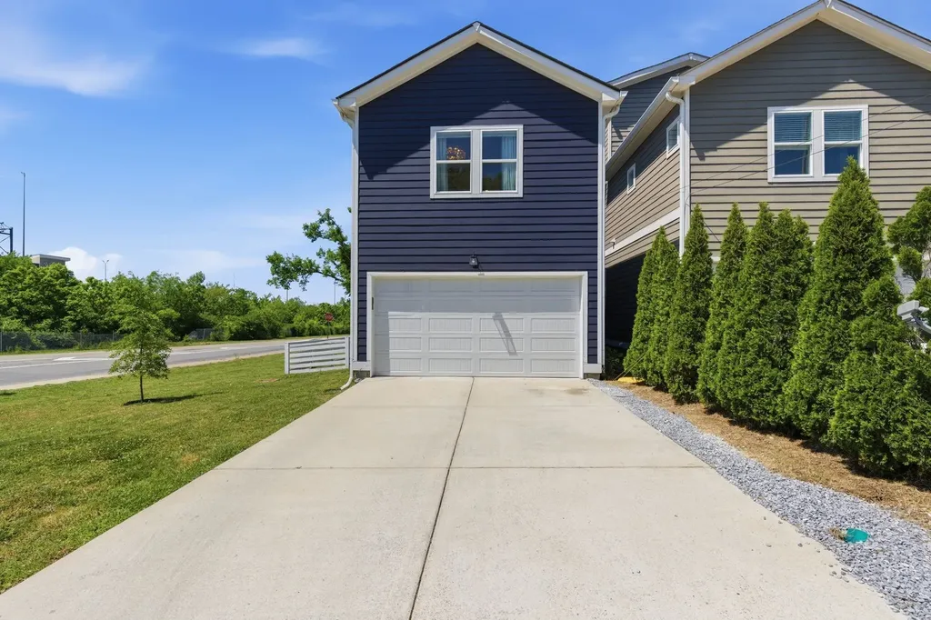 600A 45th Ave, N Nashville TN 37209