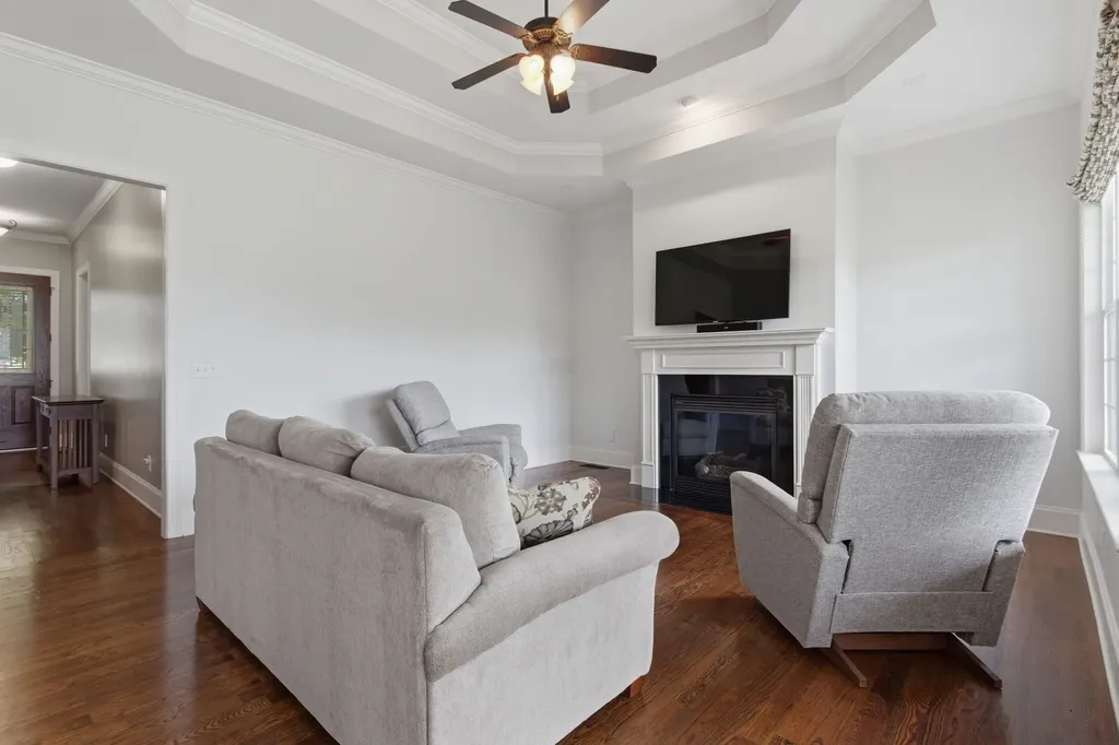 2083 Autumn Ridge Way Spring Hill TN 37174