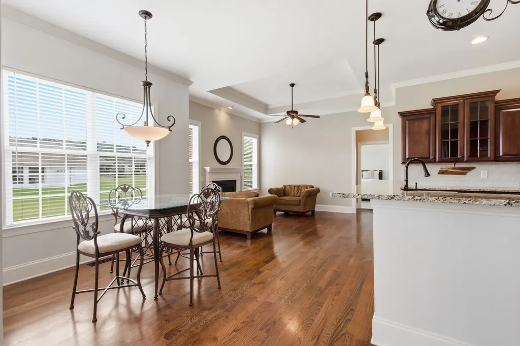 2083 Autumn Ridge Way Spring Hill TN 37174