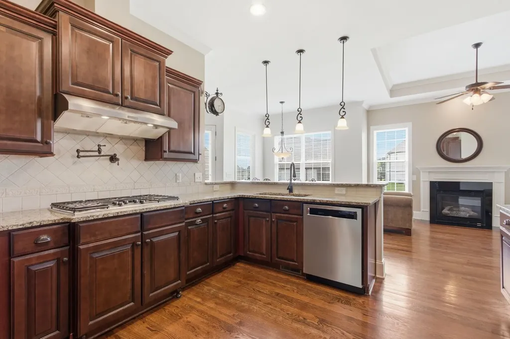 2083 Autumn Ridge Way Spring Hill TN 37174