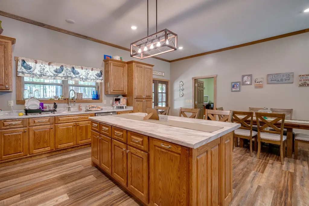 14 Ashley Court Lawrenceburg TN 38464