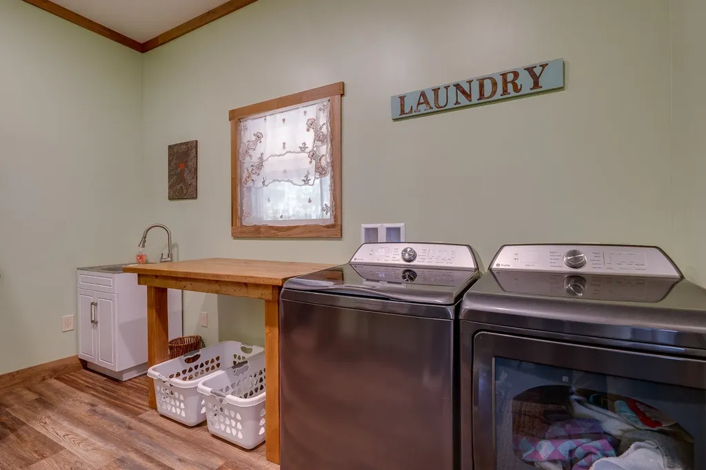 14 Ashley Court Lawrenceburg TN 38464