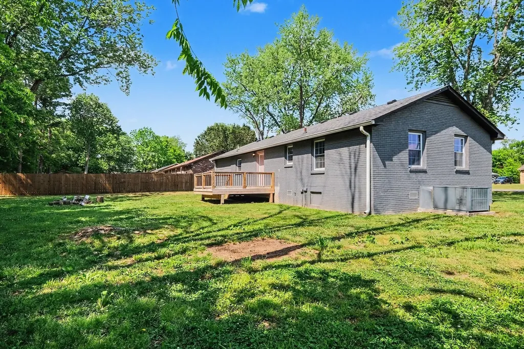 1214 Rutherford Street Murfreesboro TN 37130