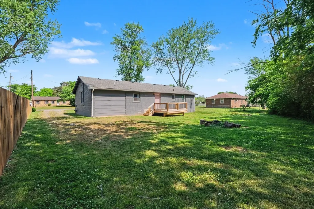 1214 Rutherford Street Murfreesboro TN 37130