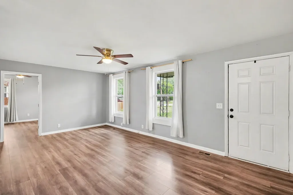 1214 Rutherford Street Murfreesboro TN 37130