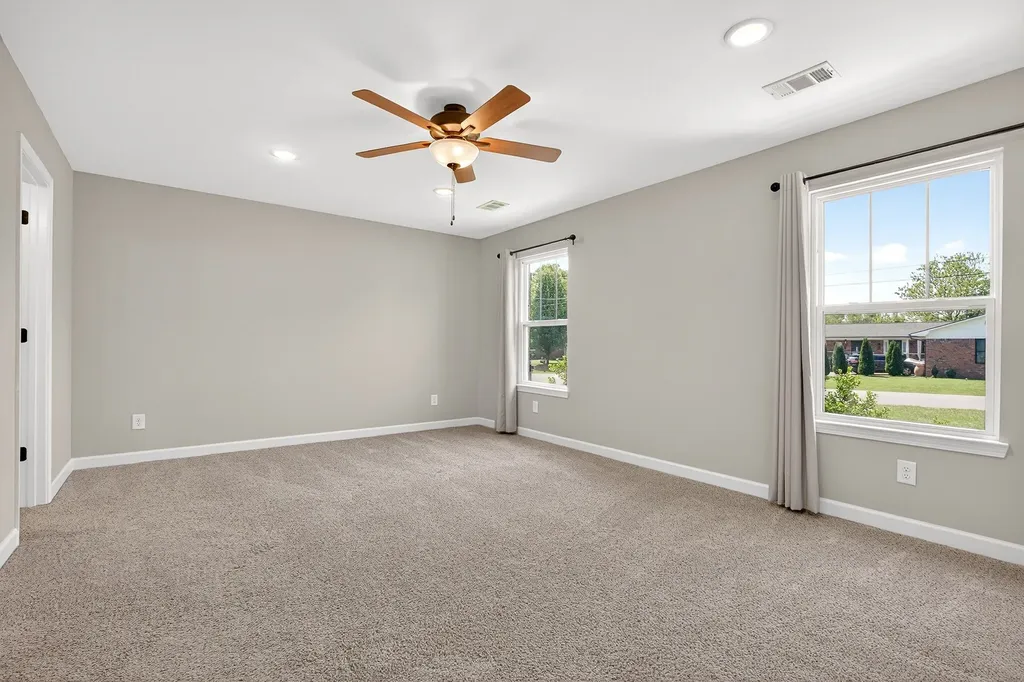 702 Cill Street Smithville TN 37166