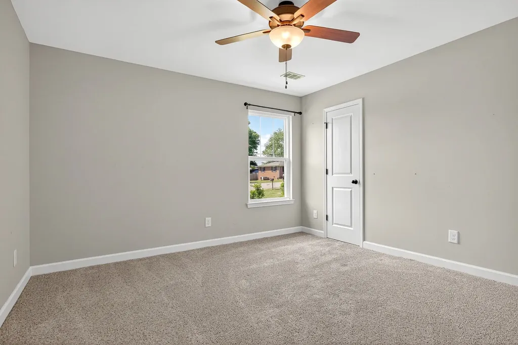 702 Cill Street Smithville TN 37166