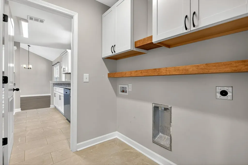 702 Cill Street Smithville TN 37166