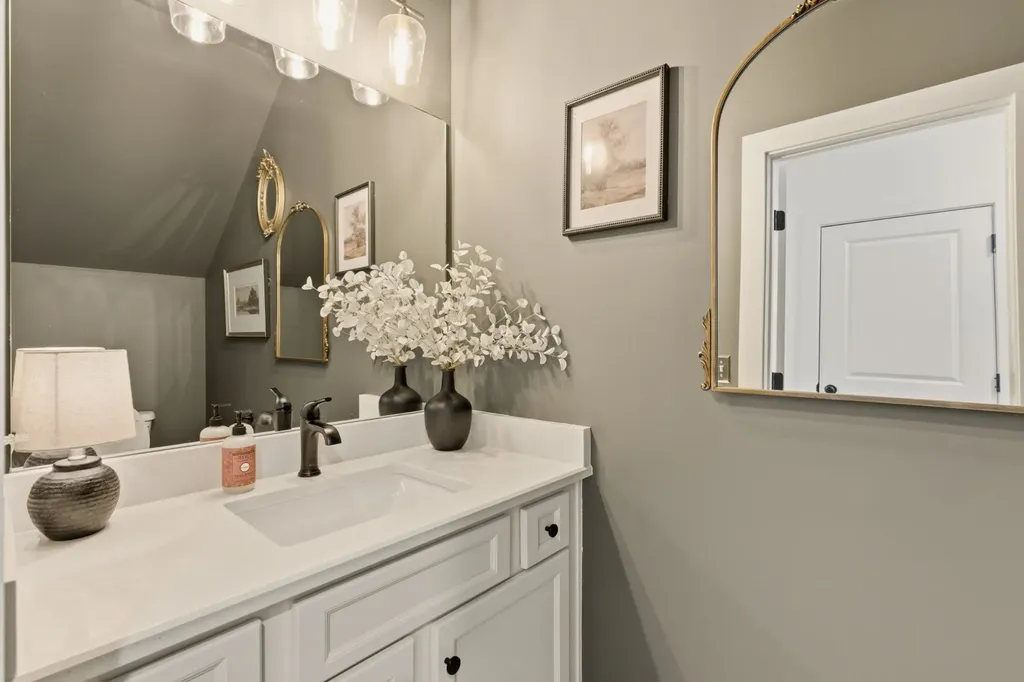 6006 Mill Tree Court Nashville TN 37221