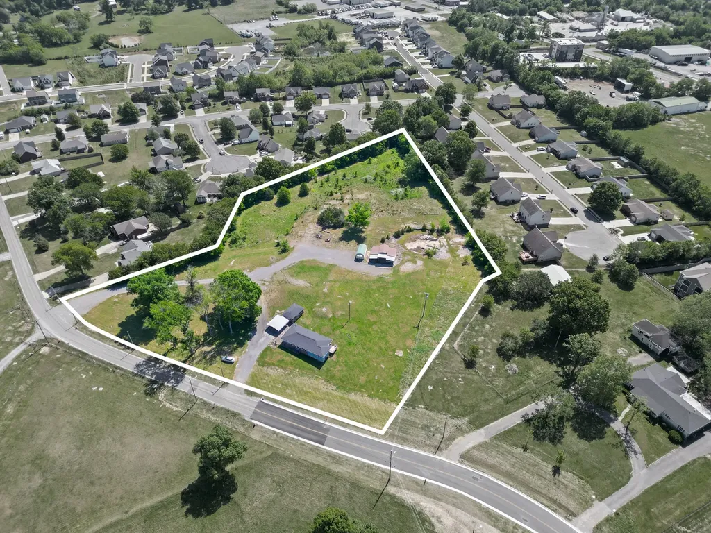 427 Rome Pike Lebanon TN 37087