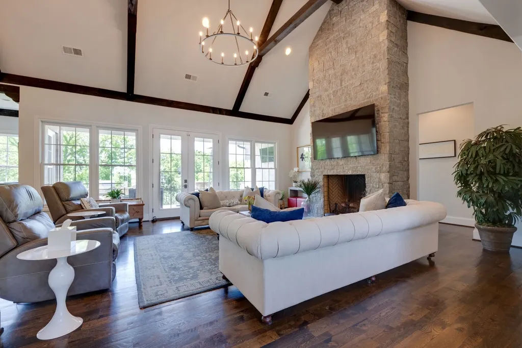 3333 Trimble Road Nashville TN 37215