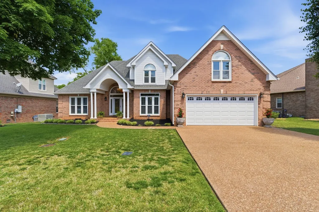 203 Black Hawk Way Murfreesboro TN 37127