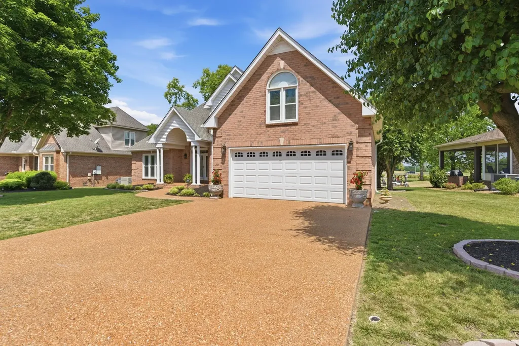 203 Black Hawk Way Murfreesboro TN 37127