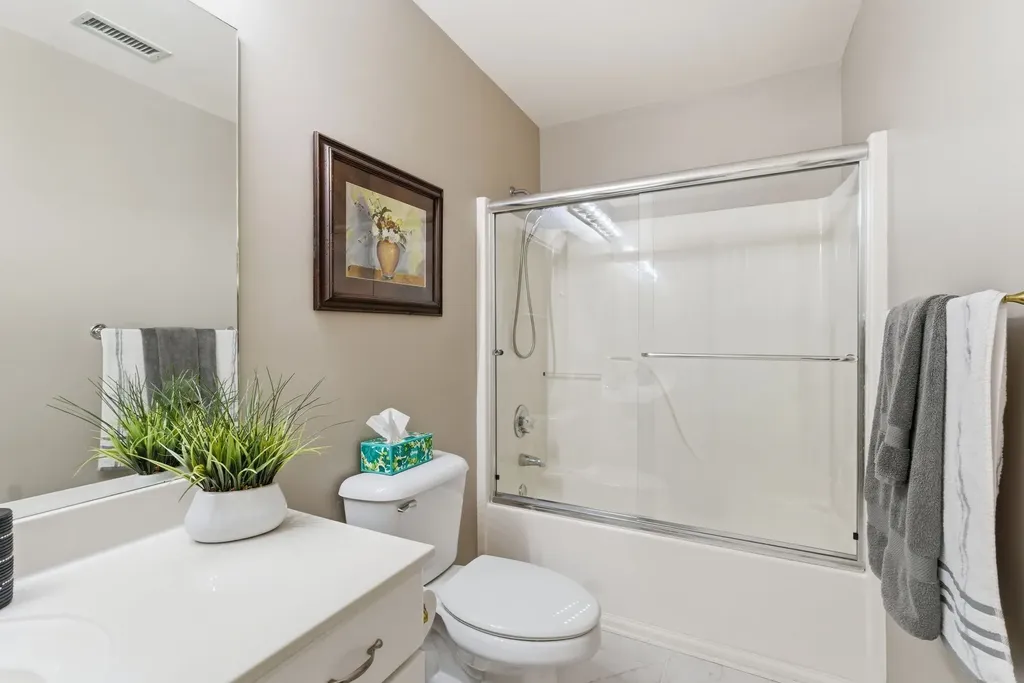 203 Black Hawk Way Murfreesboro TN 37127