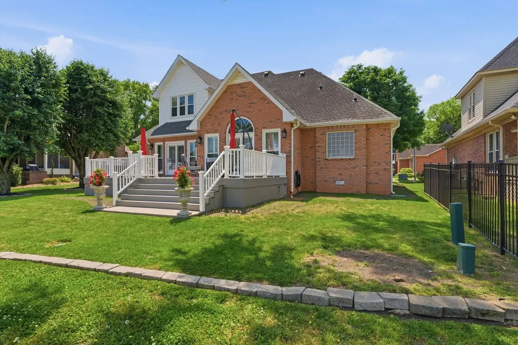 203 Black Hawk Way Murfreesboro TN 37127