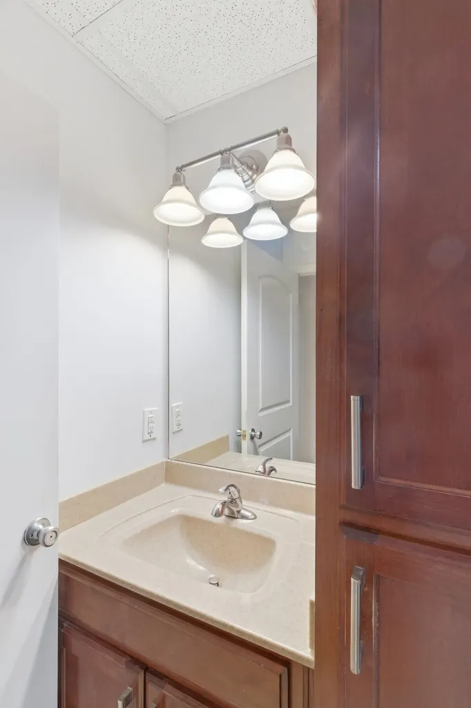 2010 Rebekah Drive Greenbrier TN 37073