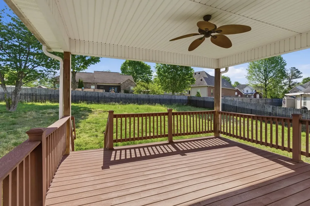 2010 Rebekah Drive Greenbrier TN 37073