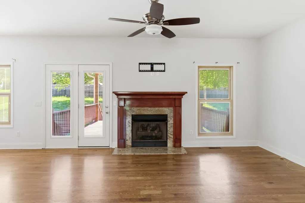 2010 Rebekah Drive Greenbrier TN 37073