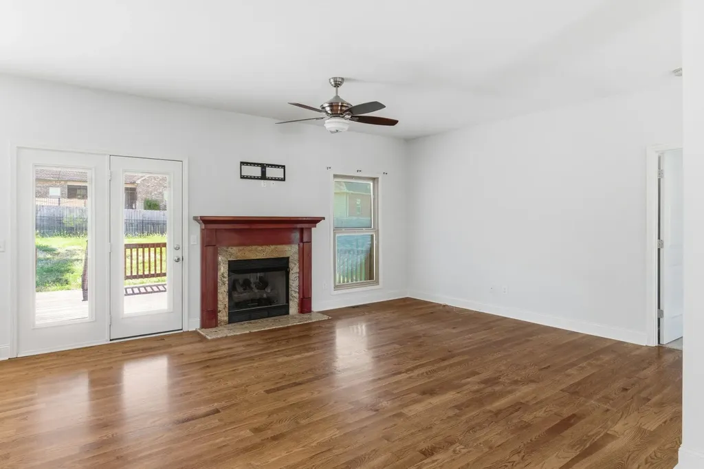 2010 Rebekah Drive Greenbrier TN 37073