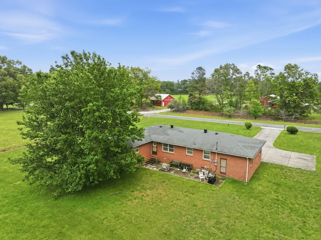194 Hickory Drive Manchester TN 37355